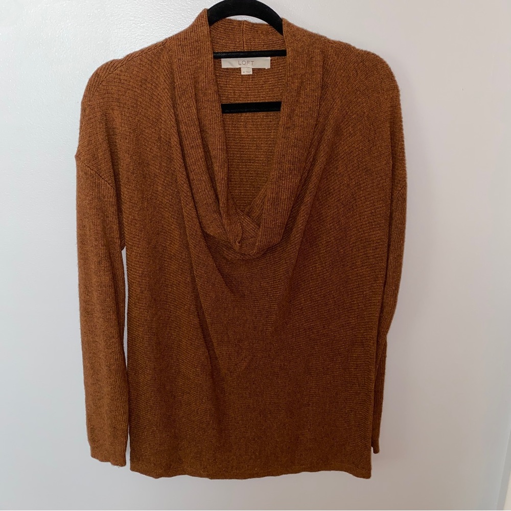NWOT LOFT Cowl Turtleneck Sweater size Medium Orange/Brown he’s there’s color